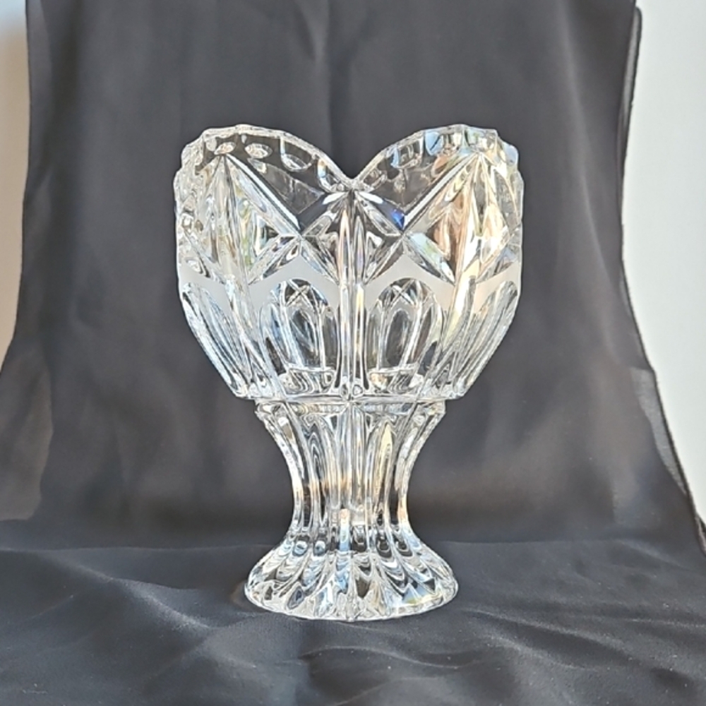 Vintage Echt Bleikristall Hand Cut Crystal Heart Vase West Germany